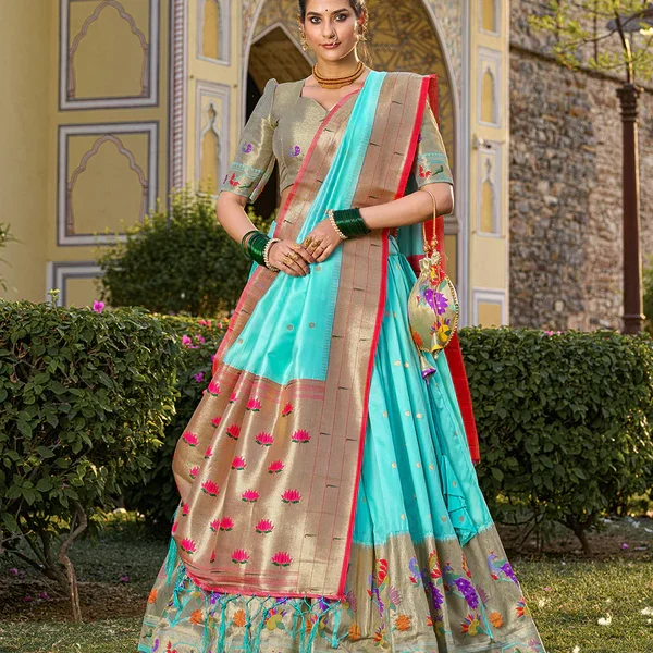 Ghagra (lehenga choli)